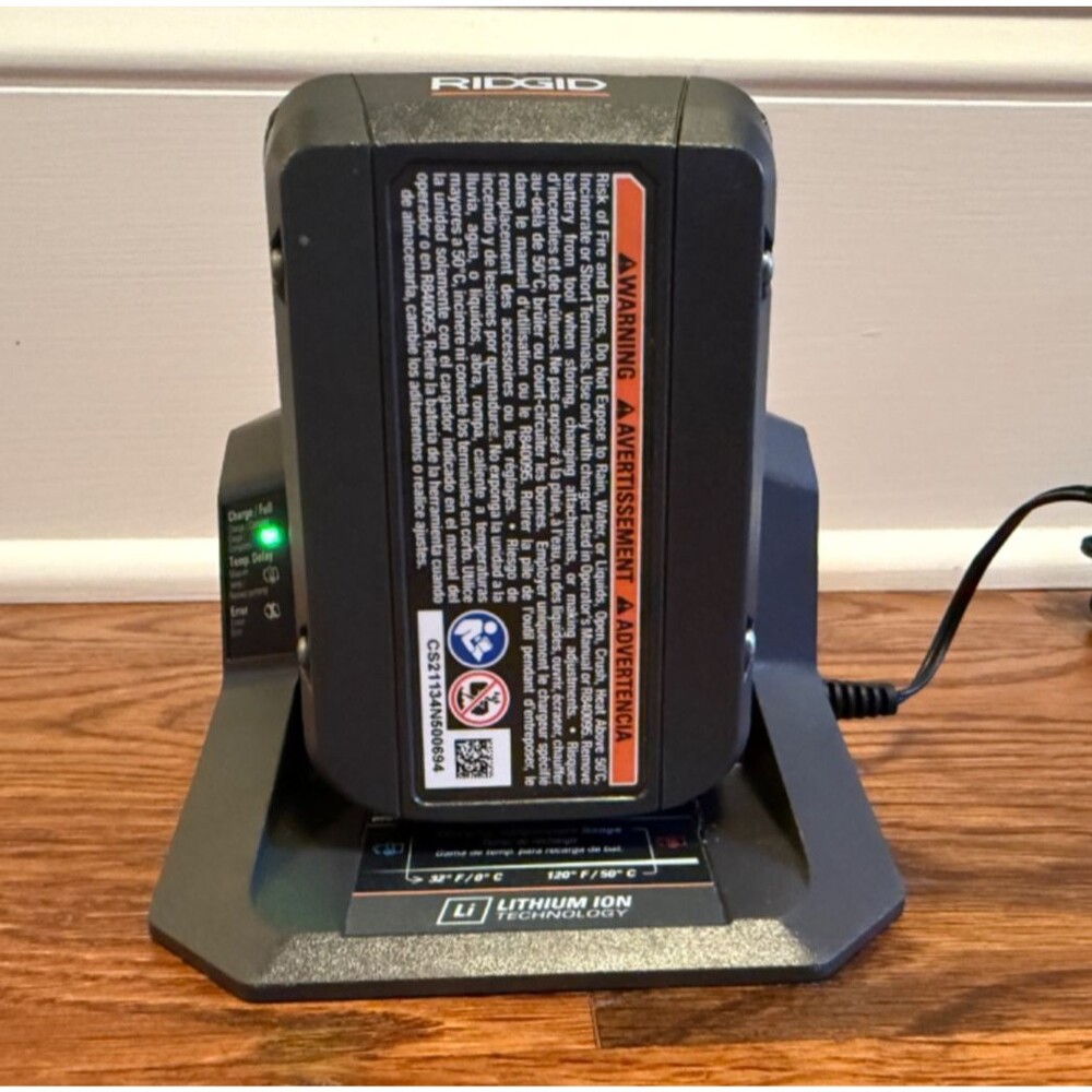 Ridgid 2Ah 18V Max Lithium-Ion Battery (R87002) and Charger (R86093)